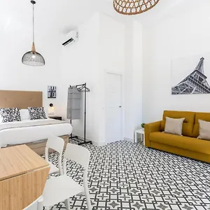 Apartment Holidays2malaga Picasuss Loft New Built Close Huelin And Promenade, Malaga